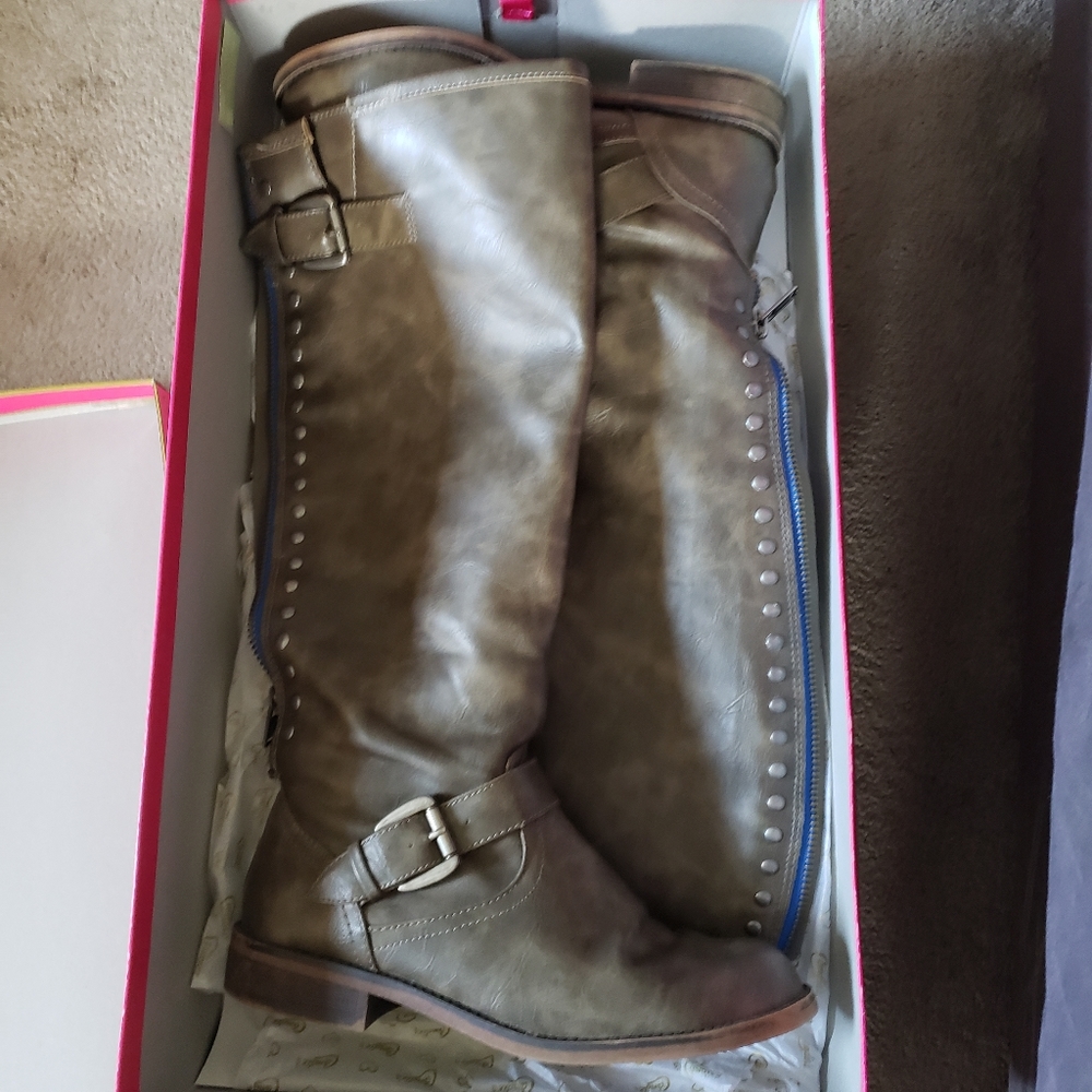 Boots